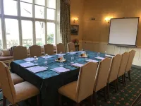 Horsted Place Hotel - parking