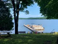 Spinnler Point Lake House Short Walk to Lake Wallenpaupack with Boat Slip - Homestays