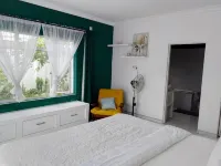 A Cozy Selfcatering Apartment, 5Min dr to the Center and 7Mins to the Rainforest - Apartments