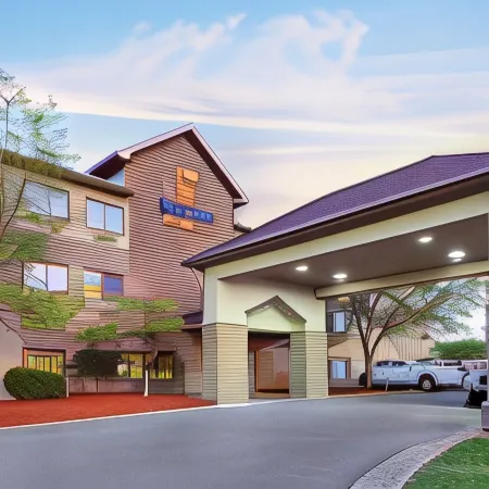 Comfort Suites Omaha East-Council Bluffs