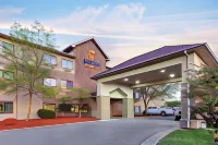 Comfort Suites Omaha East-Council Bluffs