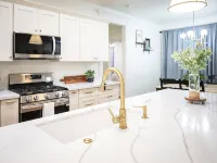 NEW BUILD Spacious 4-bedroom house with great location- sleeps 10 Hotels in Thatcher
