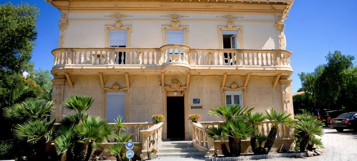 Hôtel du Soleil Hotels in Saint-Raphaël