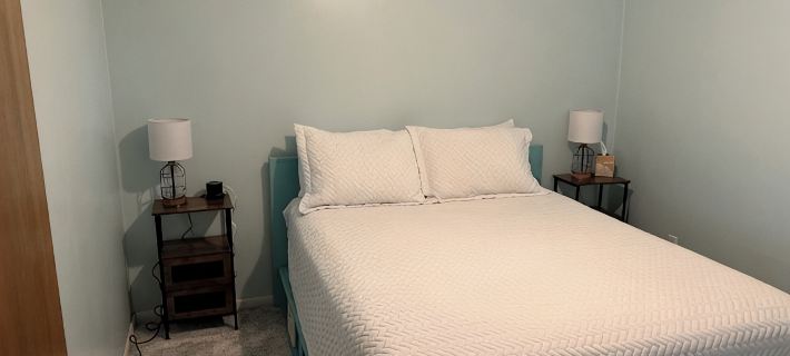 Cozy apartment on Keuka Lake, close to Keuka College, wineries and breweries. Hotels in Yates County