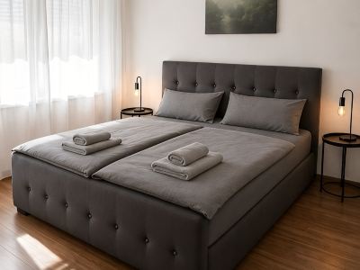 C&V: 4 PP- 3 rooms - central + WLAN + Smart TV + box spring bed