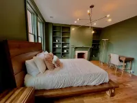 LUXURIOUS DC ESTATE, BEST LOCATION BLOCK AWAY FROM 14TH/U ST NW W/ 2 CAR PARKING - บังกะโล
