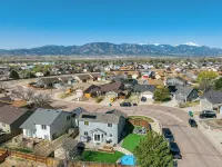 Peaceful Family Retreat w/ Pool Near Colorado Springs & Airport Hotels in Security-Widefield