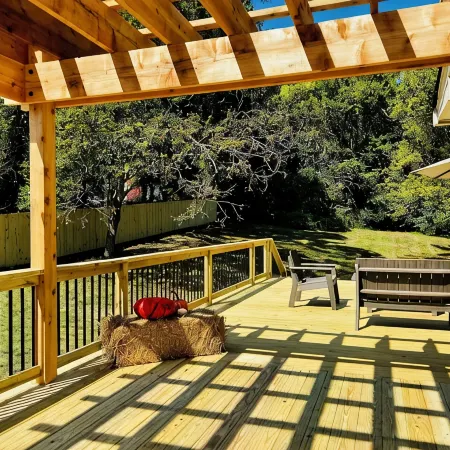 Carters Creek Cottage just minutes away from Franklin, Leipers Fork, South Hall.