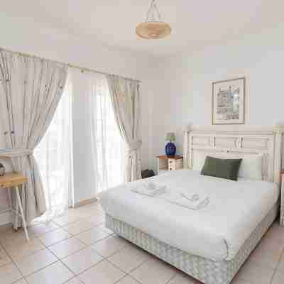 Townhouse Budens Rooms