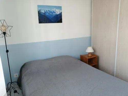 T2 air-conditioned apartment - terrace - secure residence - 4 min beach, shops - Apartments