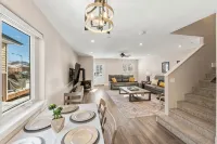Relax in Spacious Comfort; Walk to Main St. and Trails. 30 Min to Crested Butte - 4-نجوم