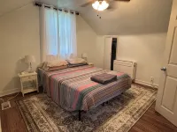 Two Bedroom Cottage House in Uptown Westerville Hotels in Westerville