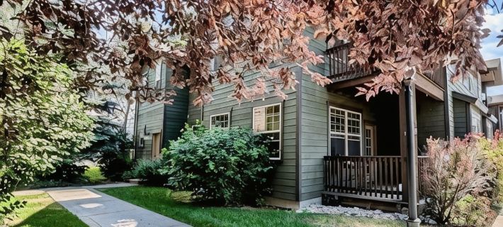 Escape to Teton Valley! Beautiful new 3-bedroom condo in charming Driggs, Idaho Hotels in Driggs