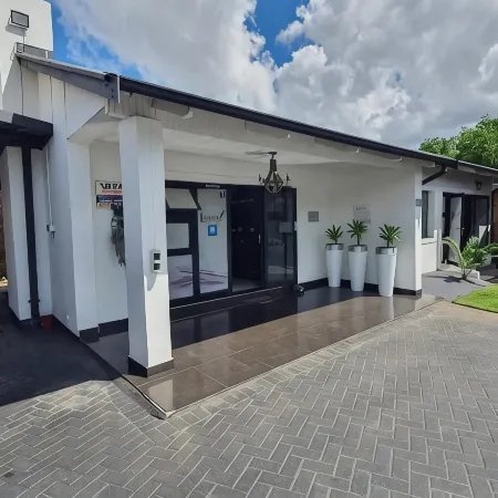 Ledumo Guest Lodge