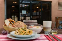 Centro Hotel Stern, Trademark Collection by Wyndham - breakfast