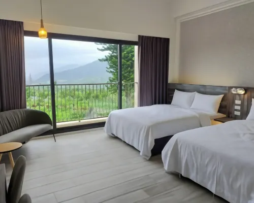 Chulu Manor Hotel Hotels near Chulu Ranch