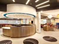 Tru by Hilton Ocean City Bayside Hotel dekat Bar Seacrets