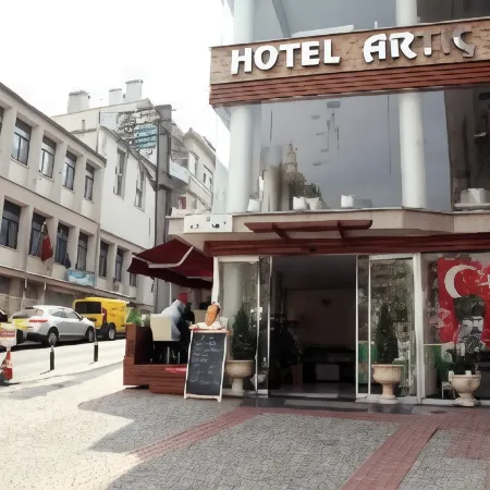Artic Hotel