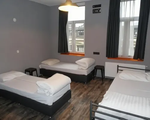 Urban City Centre Hostel Các khách sạn gần Trung tâm triển lãm sinh học Le Botanique