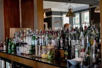 Laurel bank Hotel - Bares