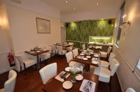 Harington's Hotel