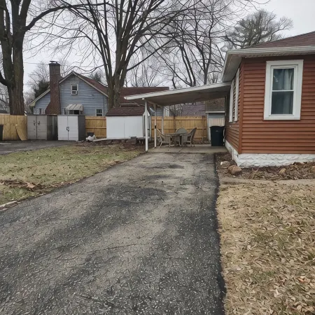 Cozy two bedroom home by historic Rt. 66, pet friendy too!
