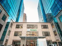 ホリデイ イン バクー by IHG 自由広場周辺のホテル