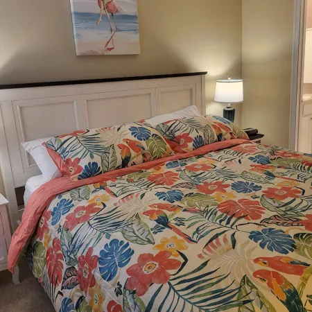 2103 Palms, 2-Bedroom Condo, Great Fall Weekends Are Still Available