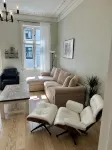 Classical 3 bedroom, 2 bath, minutes walk from Royal Palace, Shopping & Downtown - Alloggi