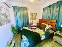 Casa Emerald, by the beach. - Wifi