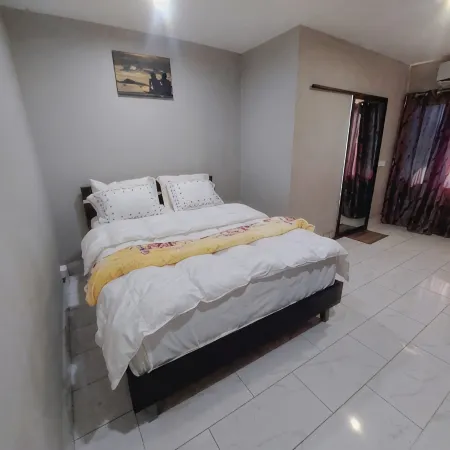 2 Bedroom, 2bathroom Deluxe Apartment