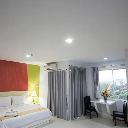 Primetime Hotel