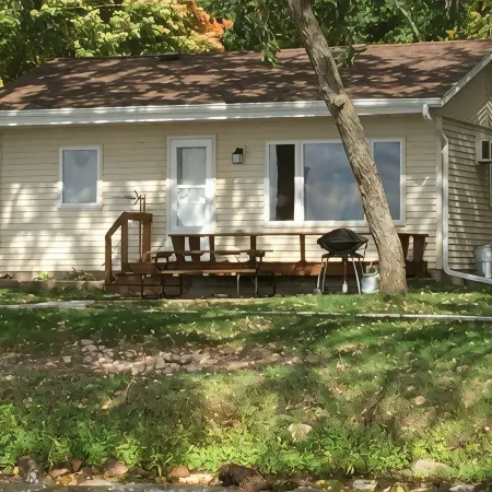 Lake Miltona, MN Weekly Rental Cabin is located right on the beach.