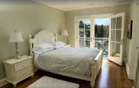 Door County Waterfront Home with Private Beach - 부티크