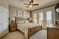 Spectacular 9 Bedroom Luxury Oceanfront sleeps 40  Heated Pool* + Hot Tub*!! - Boutique