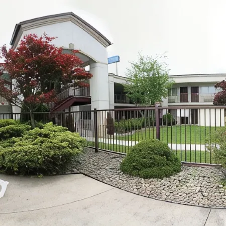 Days Inn by Wyndham Austintown