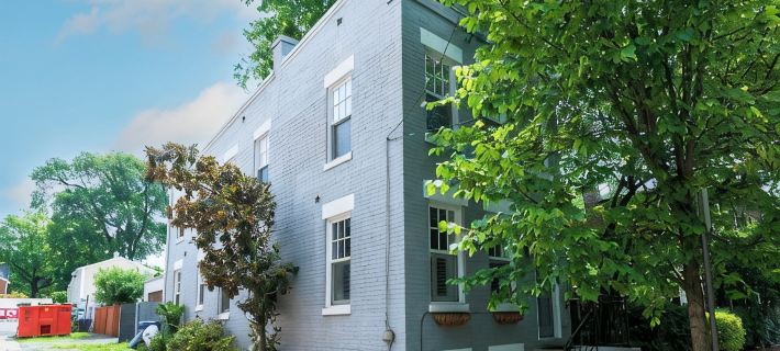 Upscale Old Town Retreat - Walk to King St Metro Hotels in Alexandria
