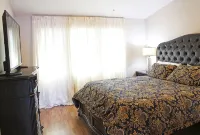 Riverwalk Condo--Heart of Historic Downtown Wilmington! - 4 stjerner
