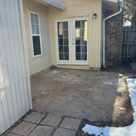 Charming 2-bedroom condo in pleasant Norman with WiFi, AC