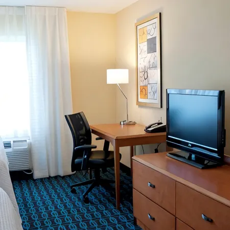 Fairfield Inn & Suites Ames