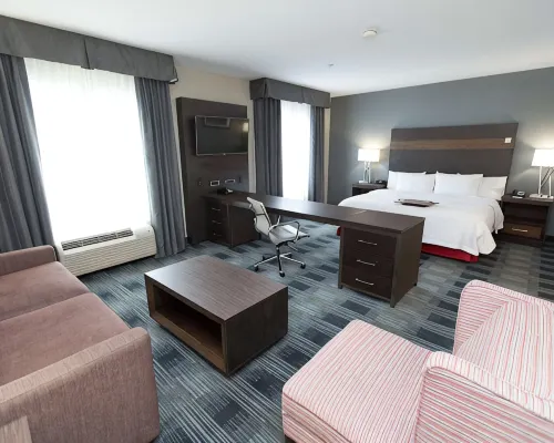 Hampton Inn & Suites Oklahoma City Airport Hotels in der Nähe von Taft Stadion