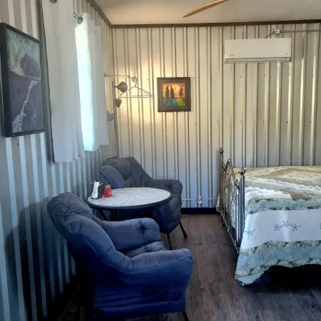 Sonoran Desert Getaway ~ The DoeHawk Creek Cabin