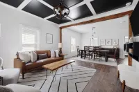 River City Retreat - 4-Star
