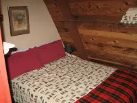 Govy A Frame w/ Hot Tub. - Chalets