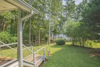Lake Hartwell - House w/dock, screened in porch and firepit - 3-stjärniga