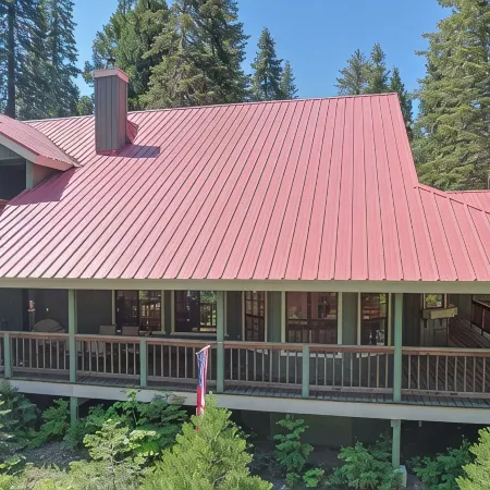 Large Family Retreat---6 BEDROOMS, Sleeps 16!!