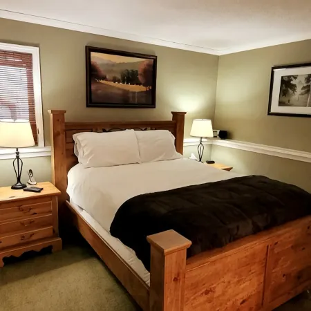 Ski, RIde, Walk On/Off Condo On Pico at Killington
