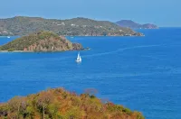House of Open Arms Villa, Above Hurricane Hole, White Water Views,Romantic! Pool - Homestays