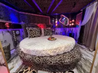 X Hotel Salem - رومانسي