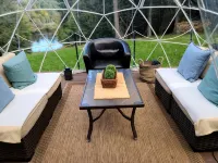 Beth's Place - On the River - W/ Hot Tub, Pickleball Court & Putting Green - Wifi